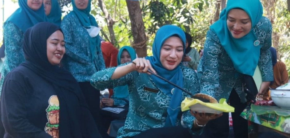 Serabi dan Amsle Kotaanyar Viral di TikTok, Ning Marisa Dorong Warga Dukung UMKM Lokal