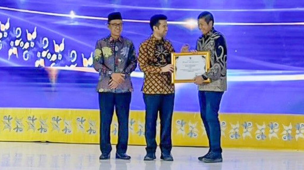 UMKM dan Ekonomi Syariah Menguat, Surabaya Raih Empat Gelar di Syariah Award 2026